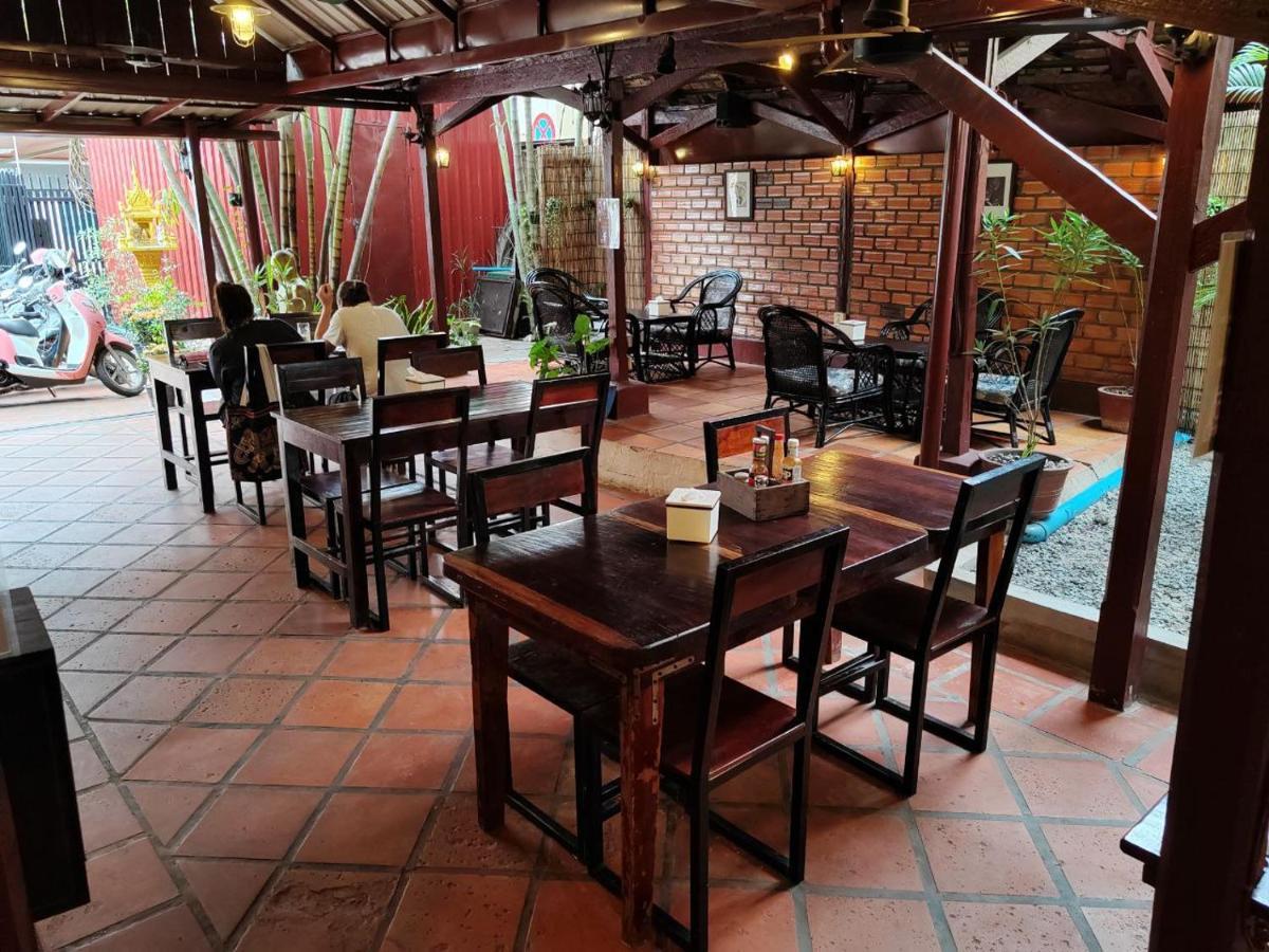 Soben Cafe Guesthouse & Restaurant Sziemreap Kültér fotó
